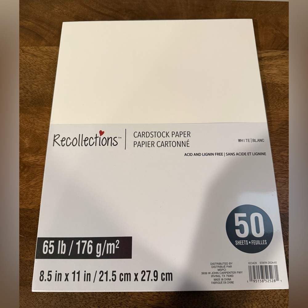 NWT. Unopened packaging. Cardstock pack of 50 sheets. 65 lb white cardstock